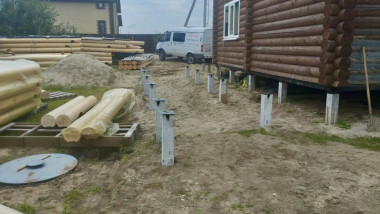 Фундамент для пристройки к дому на ж/б сваях: кейс в Коломне